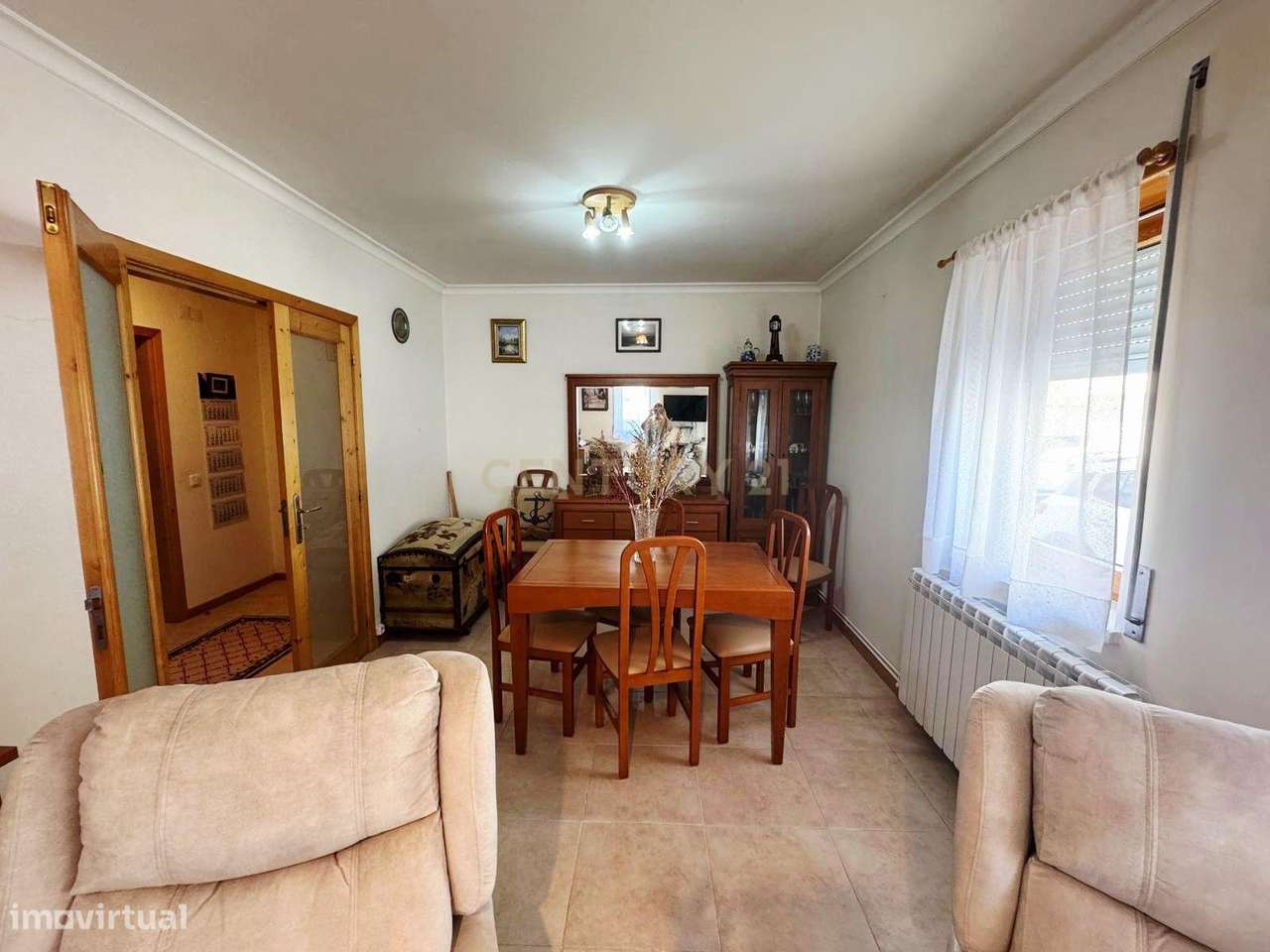 Apartamento T2 como Novo na Nazare-6