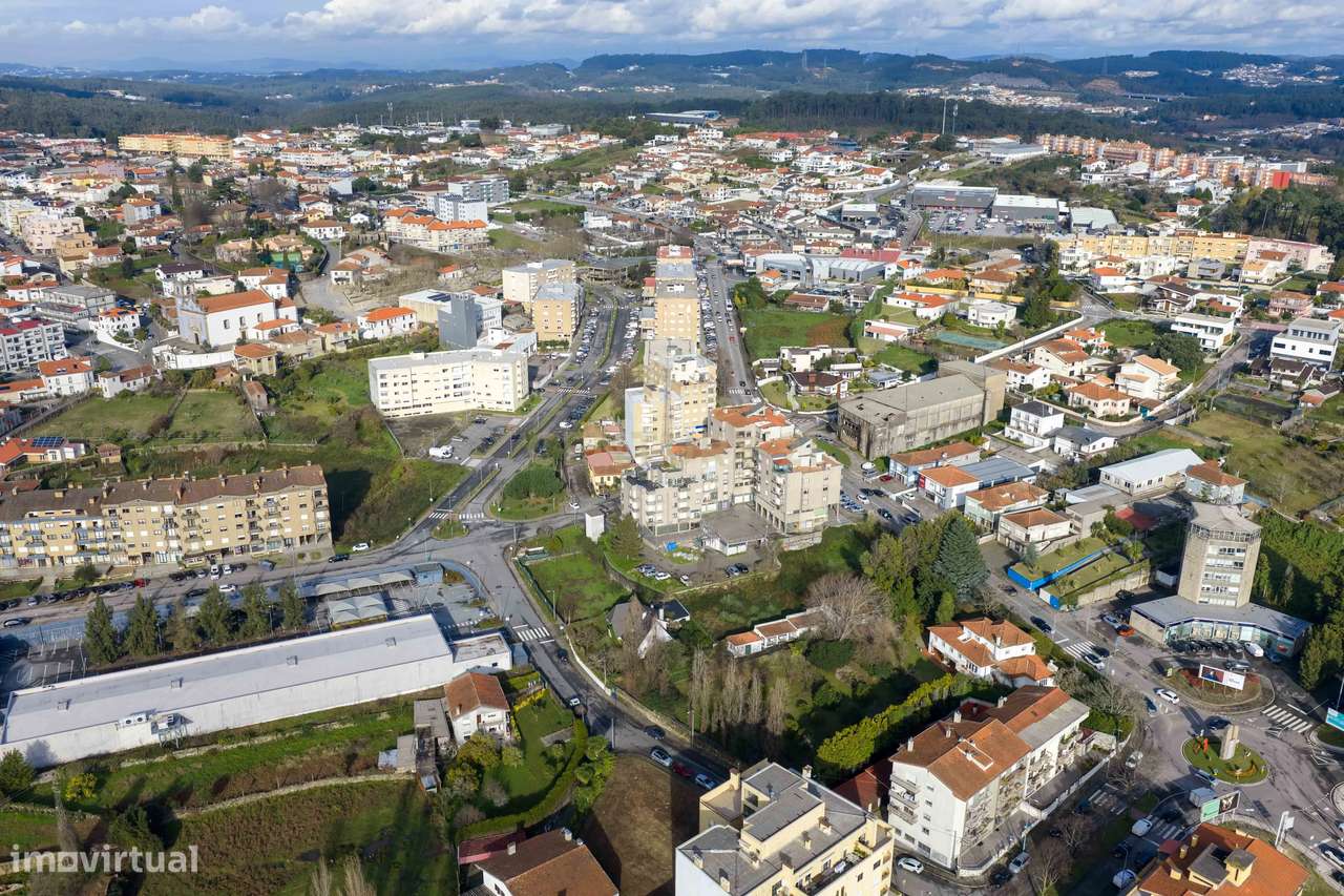 Apartamento T3 em Arrifana-32