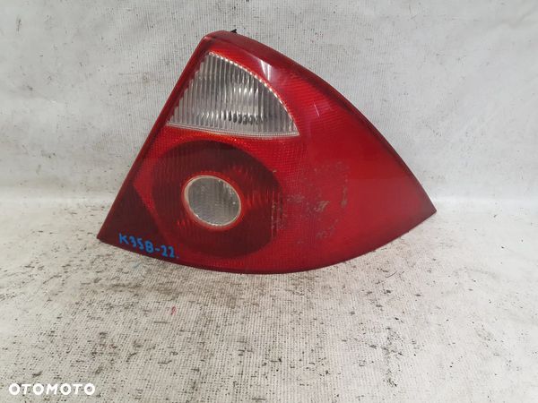 * LAMPA TYLNA PRAWA TYŁ LEWO FORD MONDEO MK3 - 1