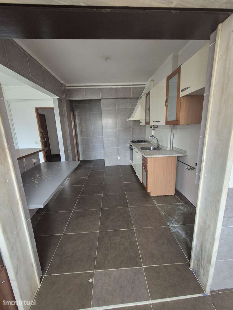 Oportunidade! T3 no Pinhal Novo com 2 WC's - Grande imagem: 4/12