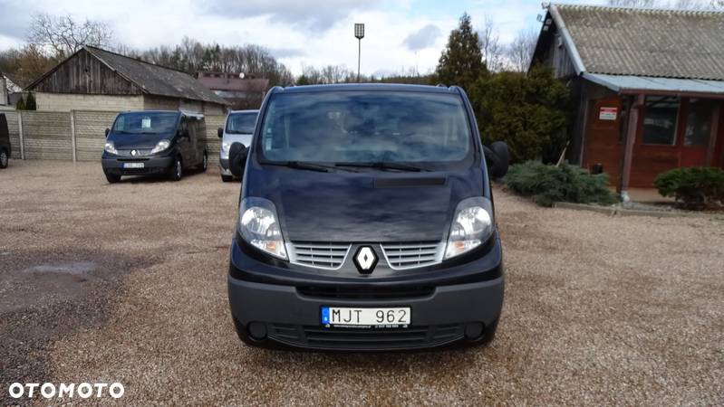 Renault Trafic 2.0 dCi 115 FAP Passenger Black Edition - 2