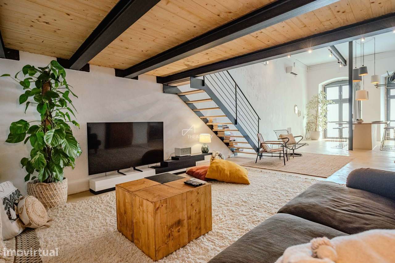 Loft Charmoso em Santa Apolónia: Um Santuário Urbano - Grande imagem: 5/26