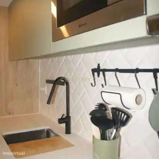 Apartamento T1 no Centro Histórico de Lisboa com Luz Natural - Grande imagem: 5/19