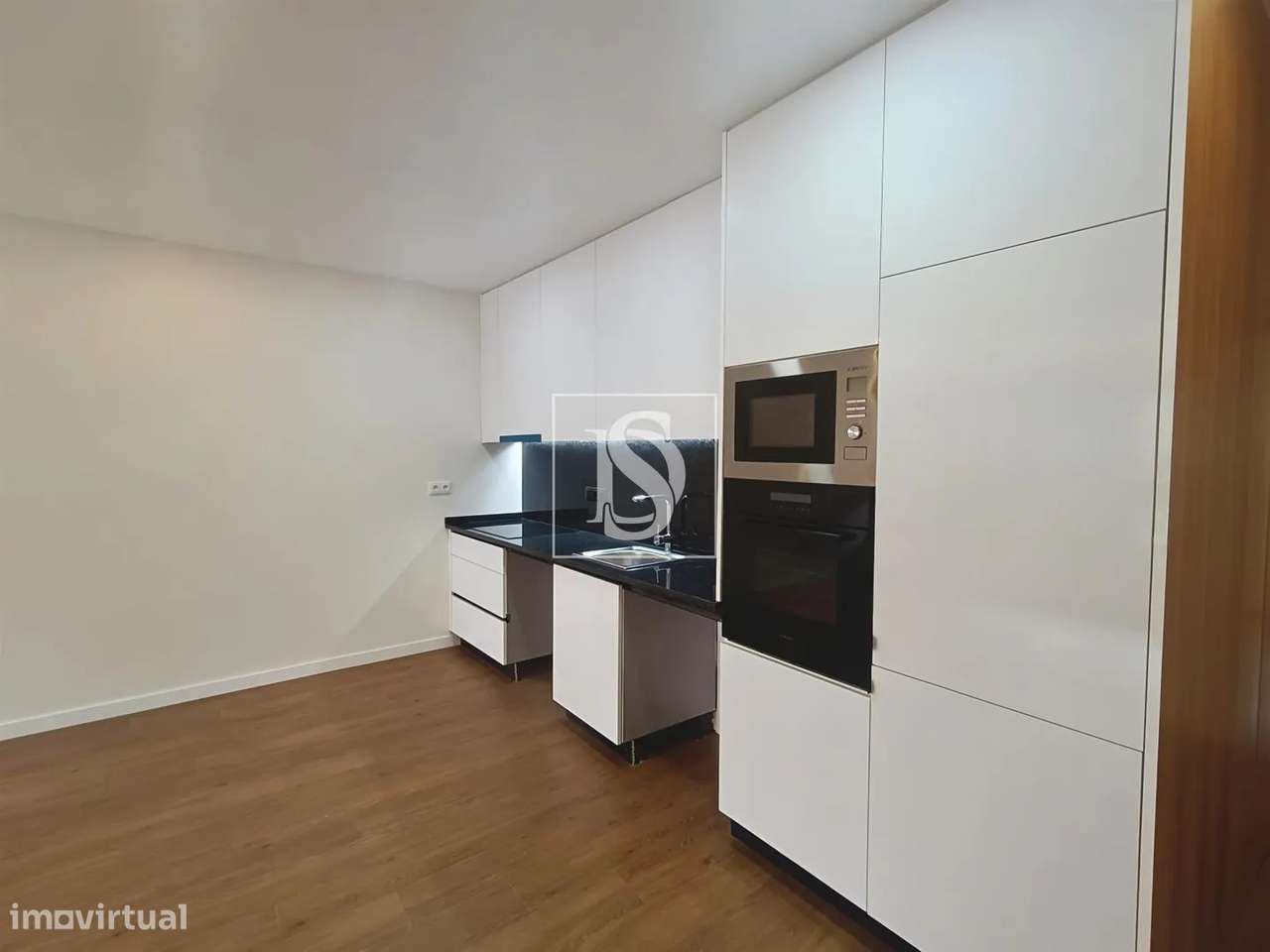 Apartamento T2, Totalmente Renovado, em Vila do Conde-2