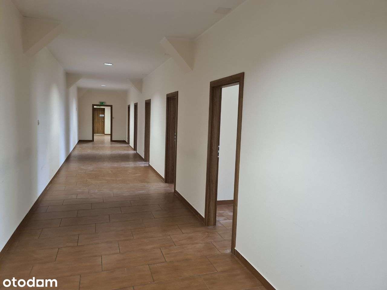 Biura do wynajęcia - Pełny obrazek: 4/6