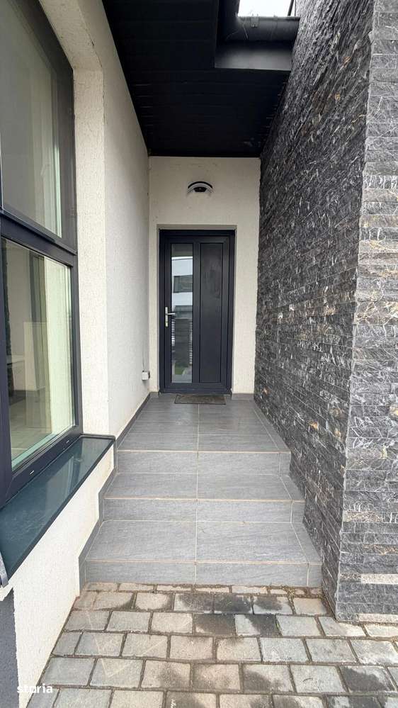 Casa de vanzare ~ Berceni ~ Brutaria din Sat-2