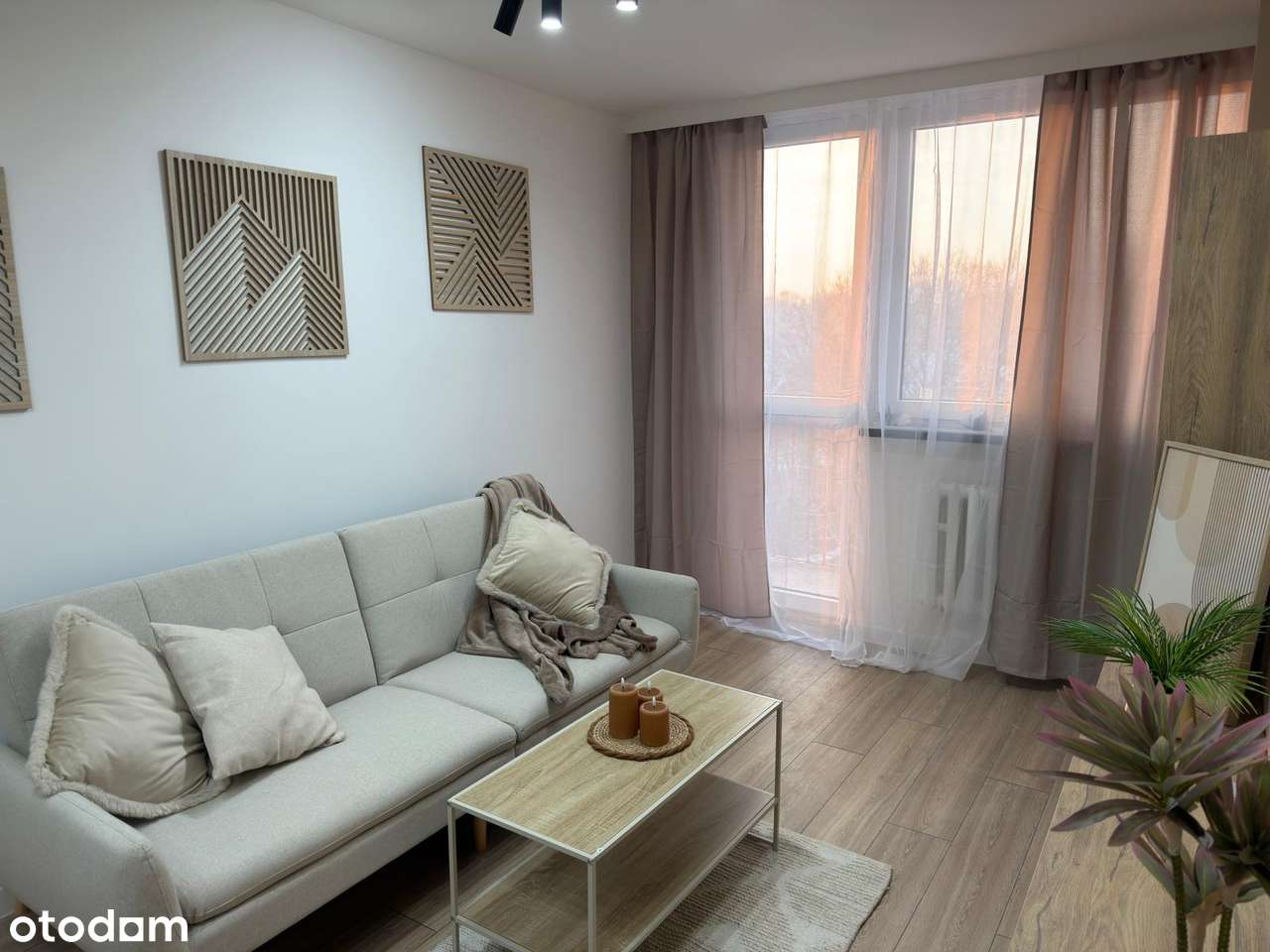 Przestronne 3-pokojowe mieszkanie z balkonem-2