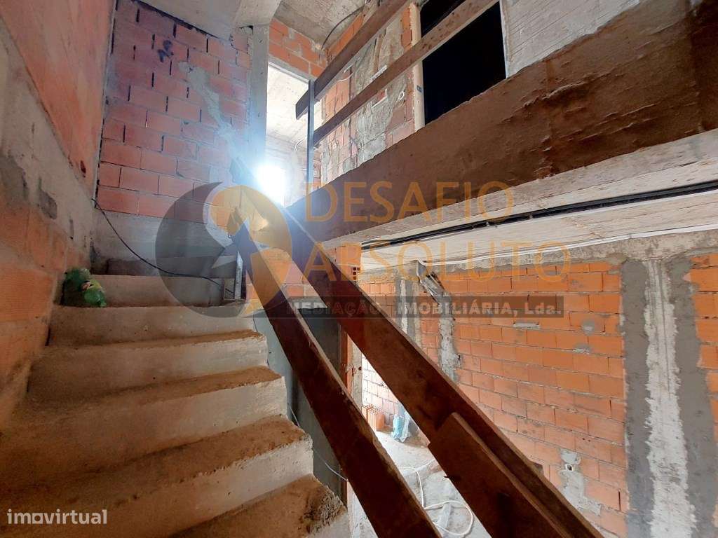 Moradia em Banda Nova T3, Quinta do Conde-11