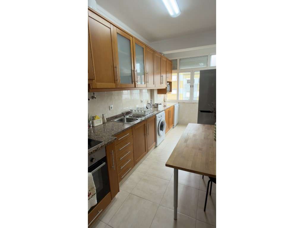 T2 totalmente equipado e mobilado em Amadora - Estação - Grande imagem: 4/17