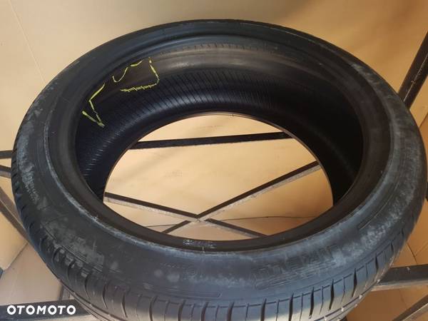 OPONA PIRELLI PZERO LOSSO 235/45R19  235/45/19 - 5