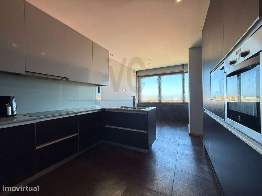 Apartamento T4 com terraço (200m²) e garagem garagem fechada para 2... - Grande imagem: 5/22