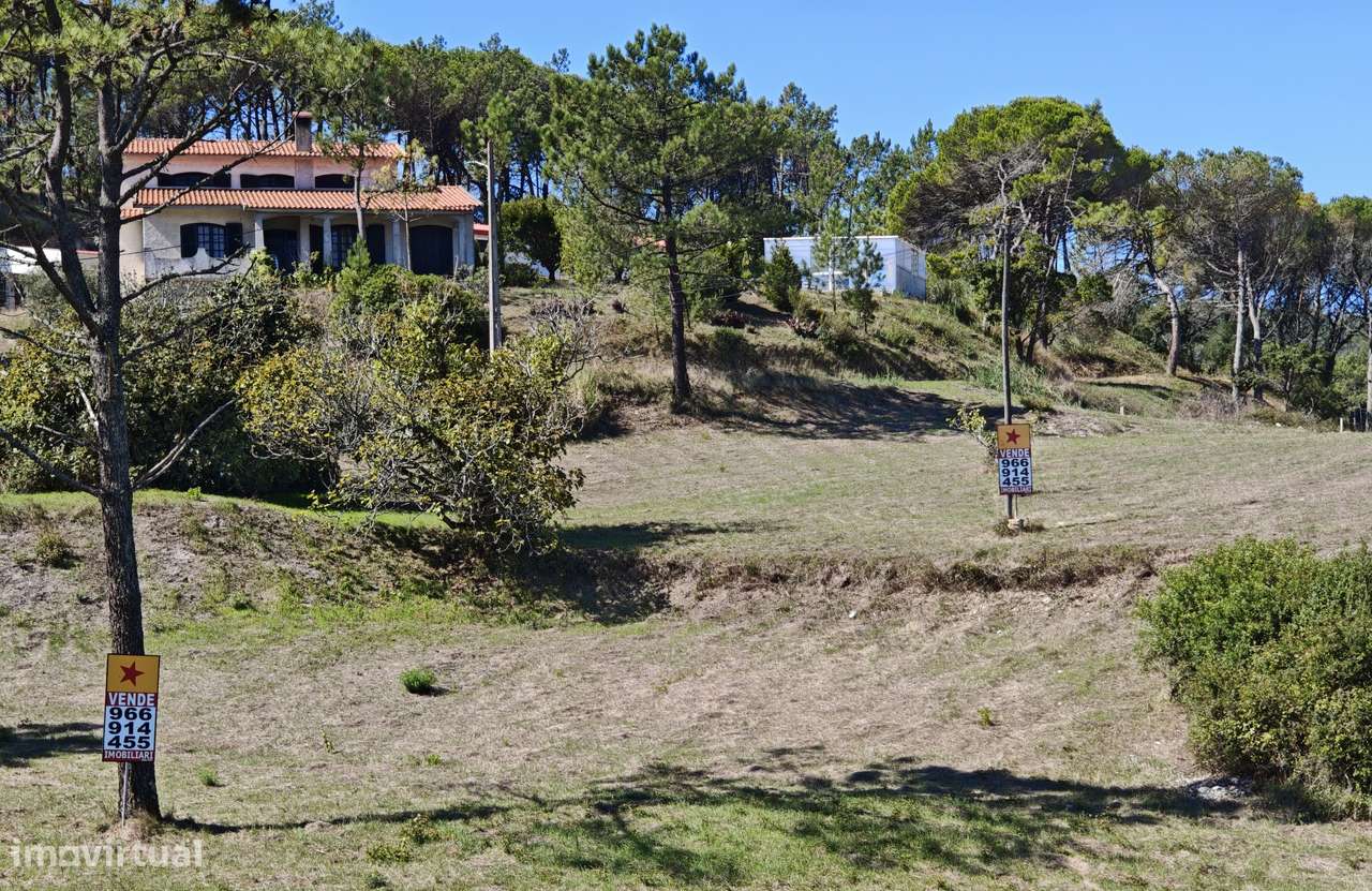Terreno com Viabilidade Construtiva - Vivenda em Cabanas - EN109-0