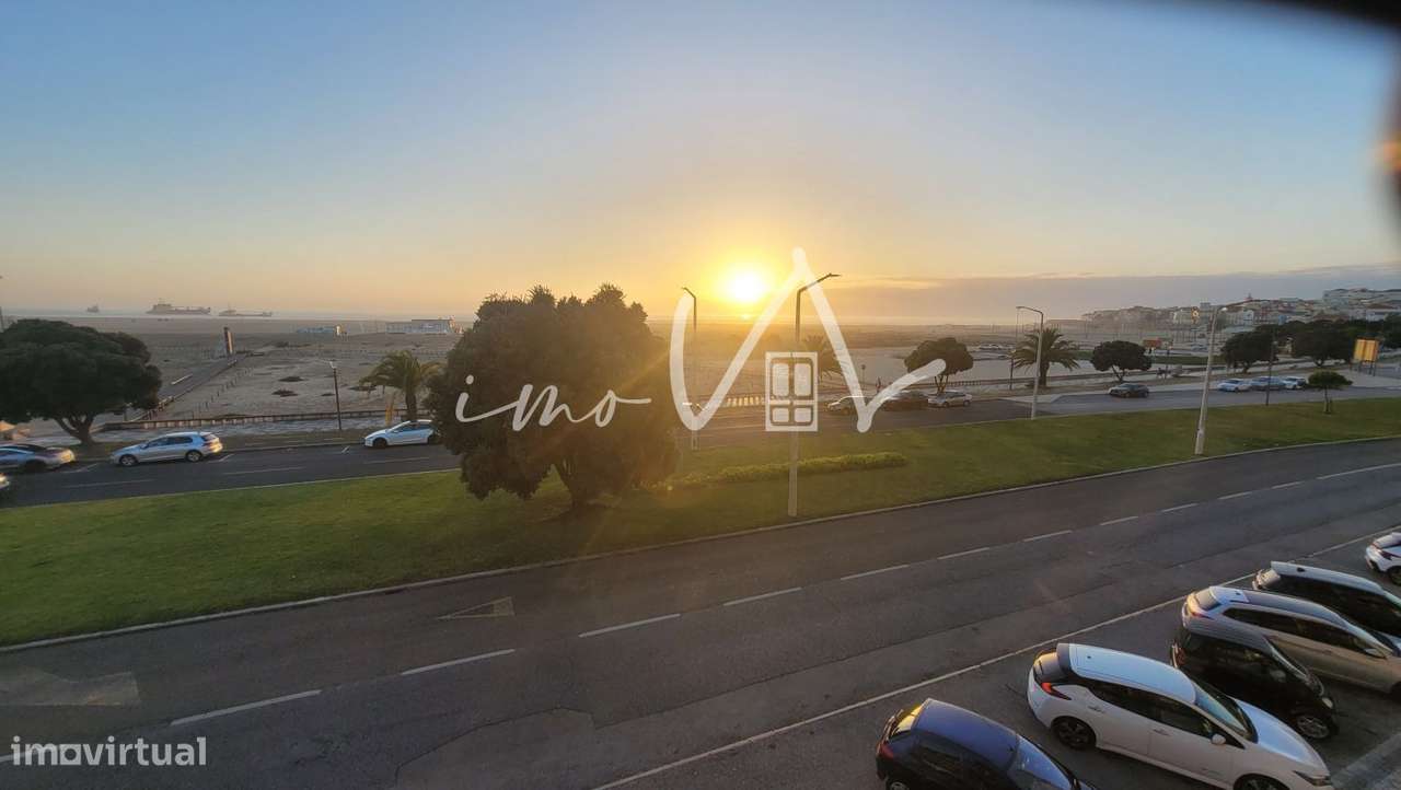 Apartamento T2 Frente de Mar - Grande imagem: 3/48