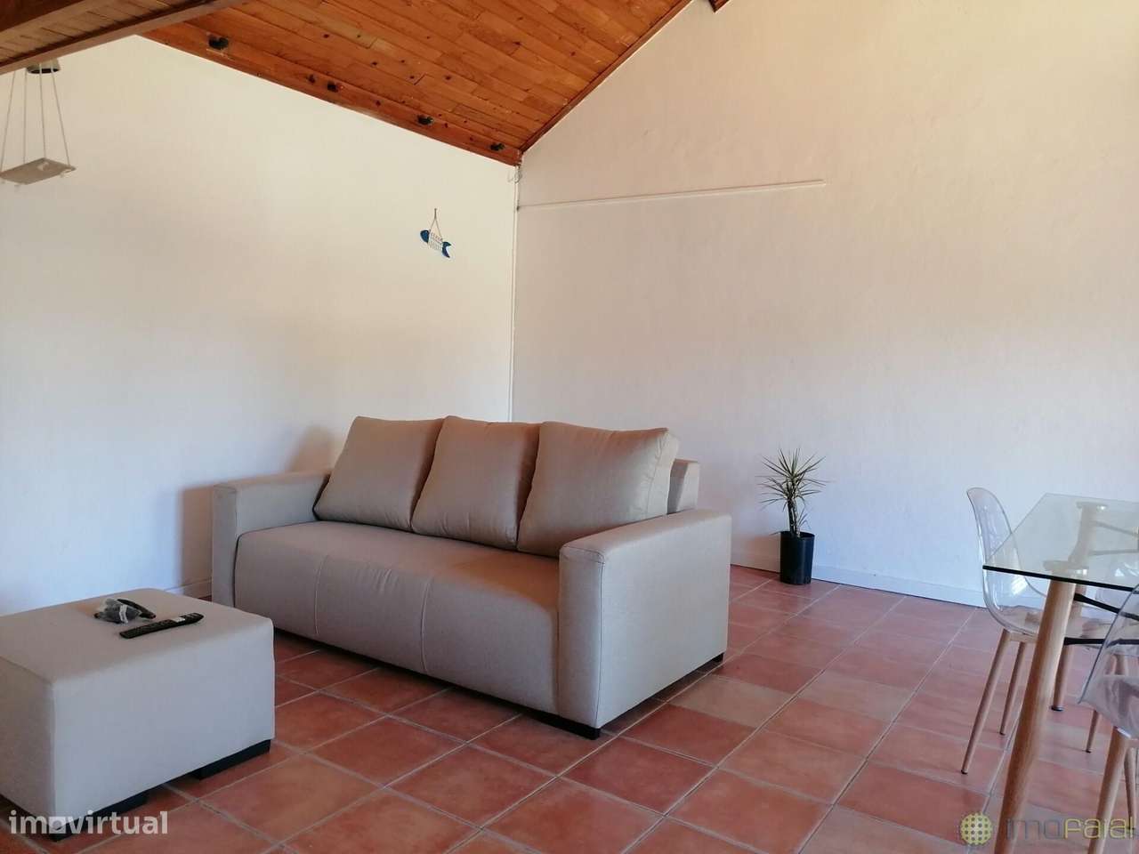 Moradia na canada das adegas no Capelo-8