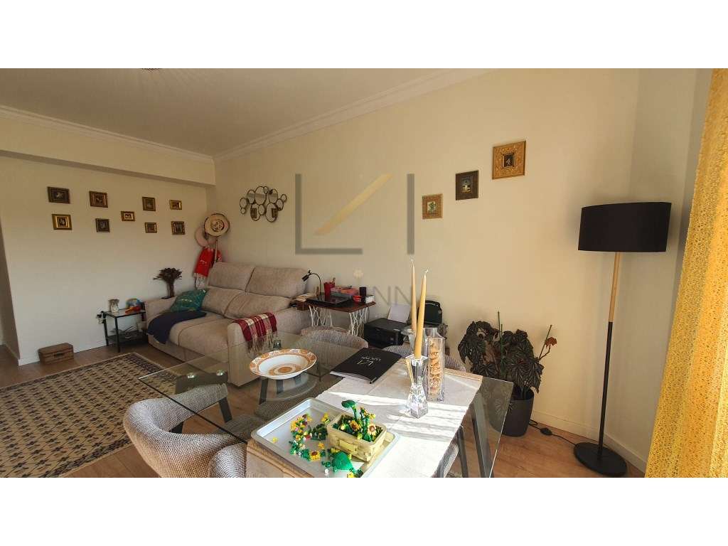 Apartamento T2 na Sobreda-4