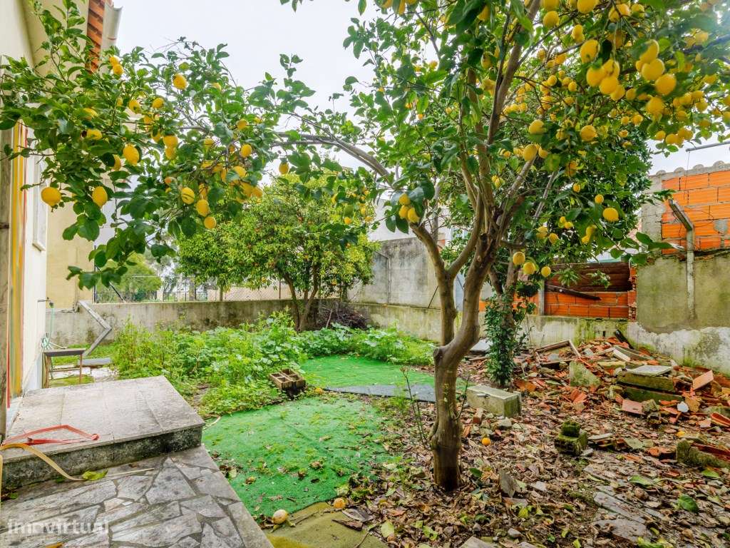 Moradia Térrea Isolada para Remodelar - Foros de Amora-24