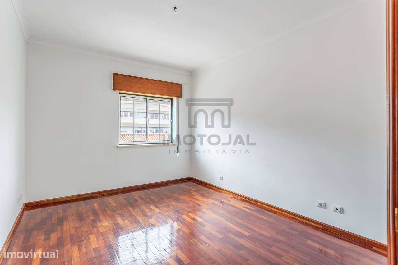 T3 com varanda, 145m², pronto a habitar em Samora Correia-15