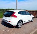 Volvo V40 D3 Momentum - 11