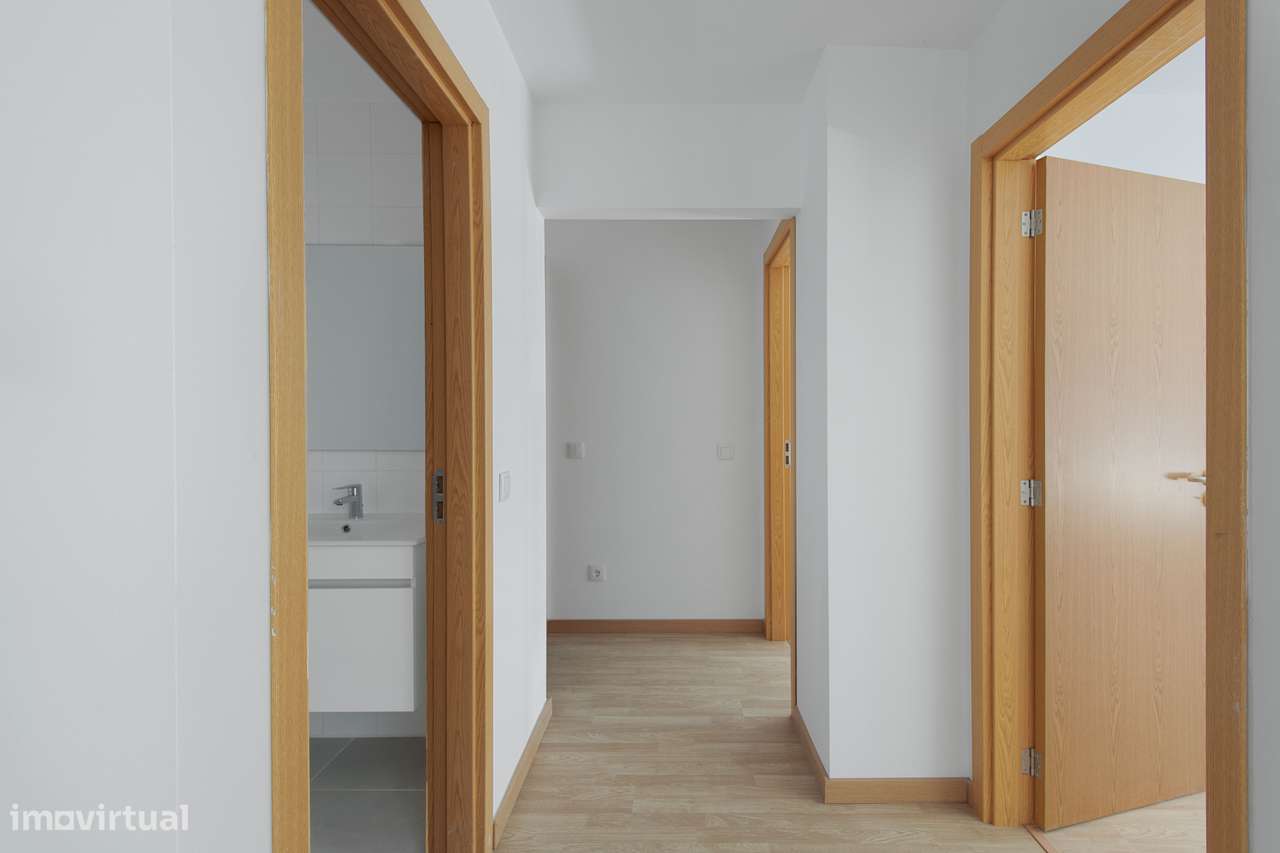 Apartamento T2 novo com garagem em Tortosendo-10