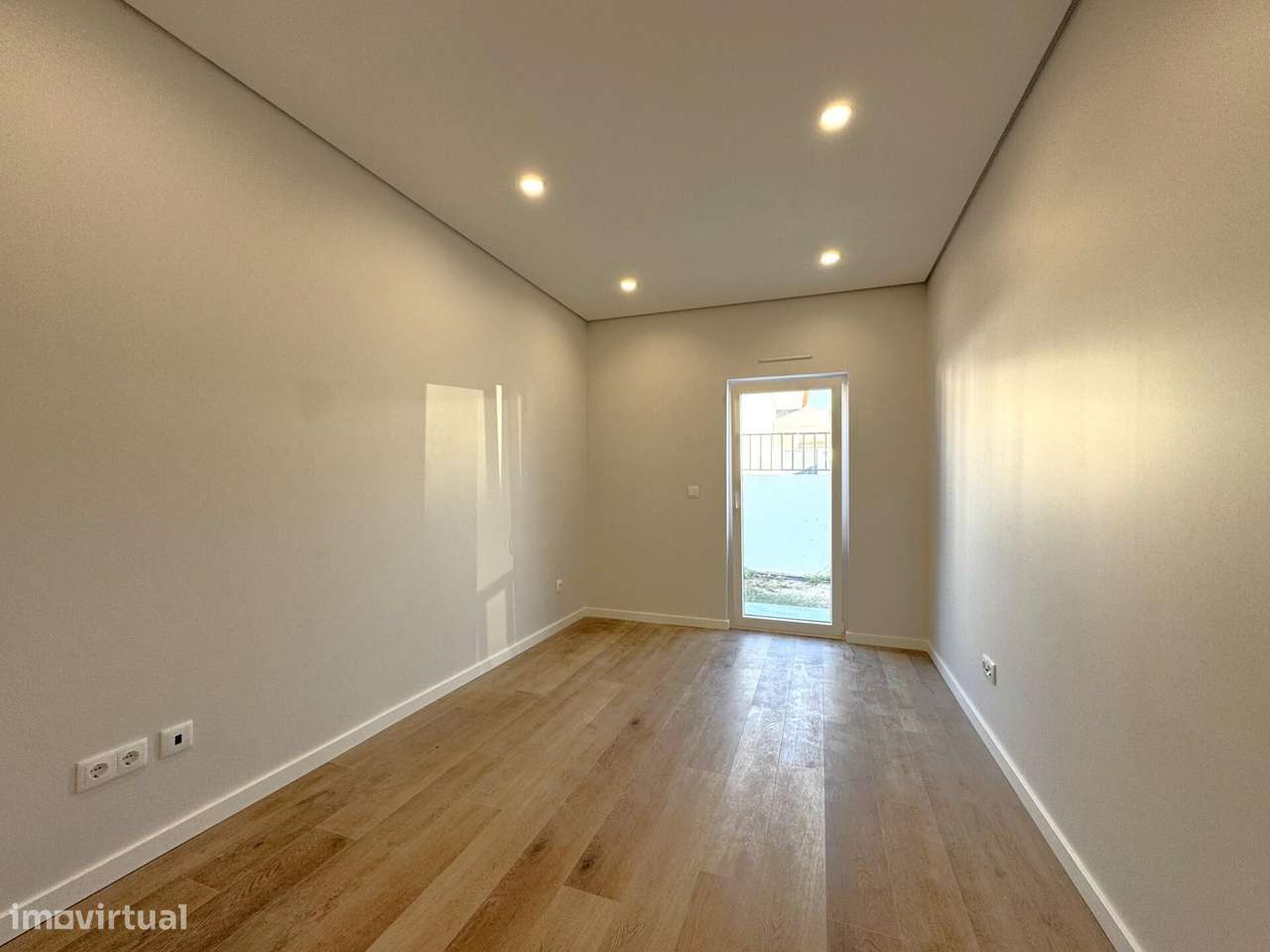 Moradia T3+1 Isolada Santo Isidoro, Ericeira - Grande imagem: 4/28