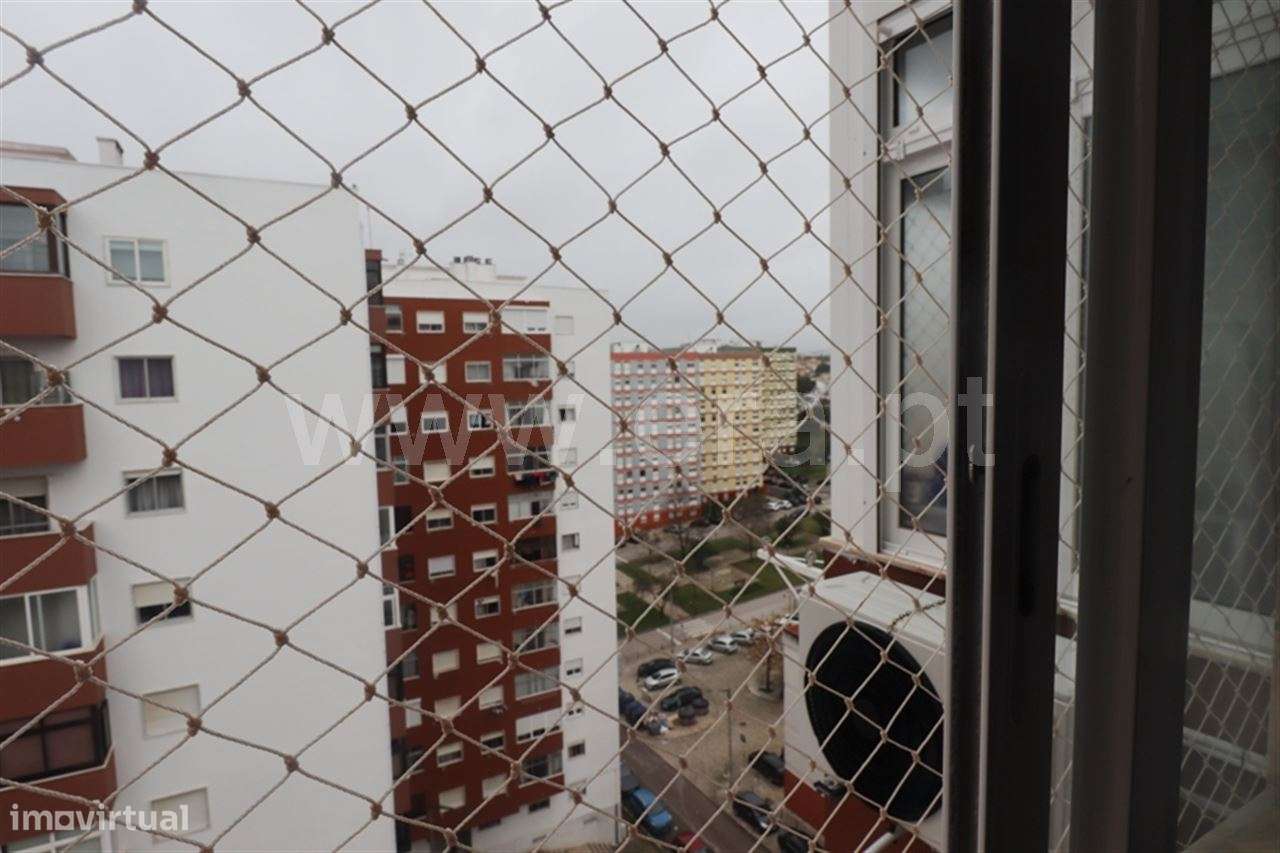 Apartamento T2; Miratejo-9