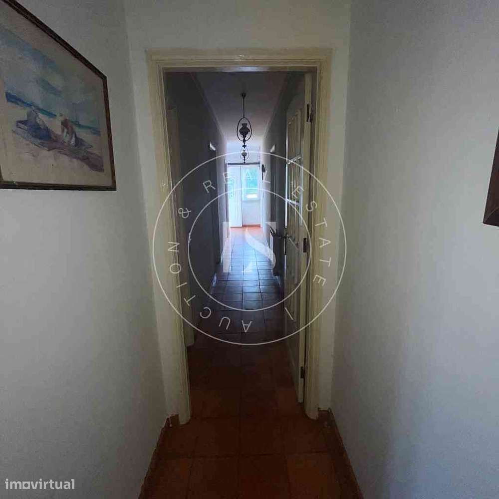 2 Apartamentos + Garagem com Logradouro | Vale de Cambra-10