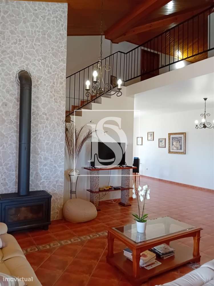 Moradia T4 Exclusiva na Meia Via, Torres Novas-27