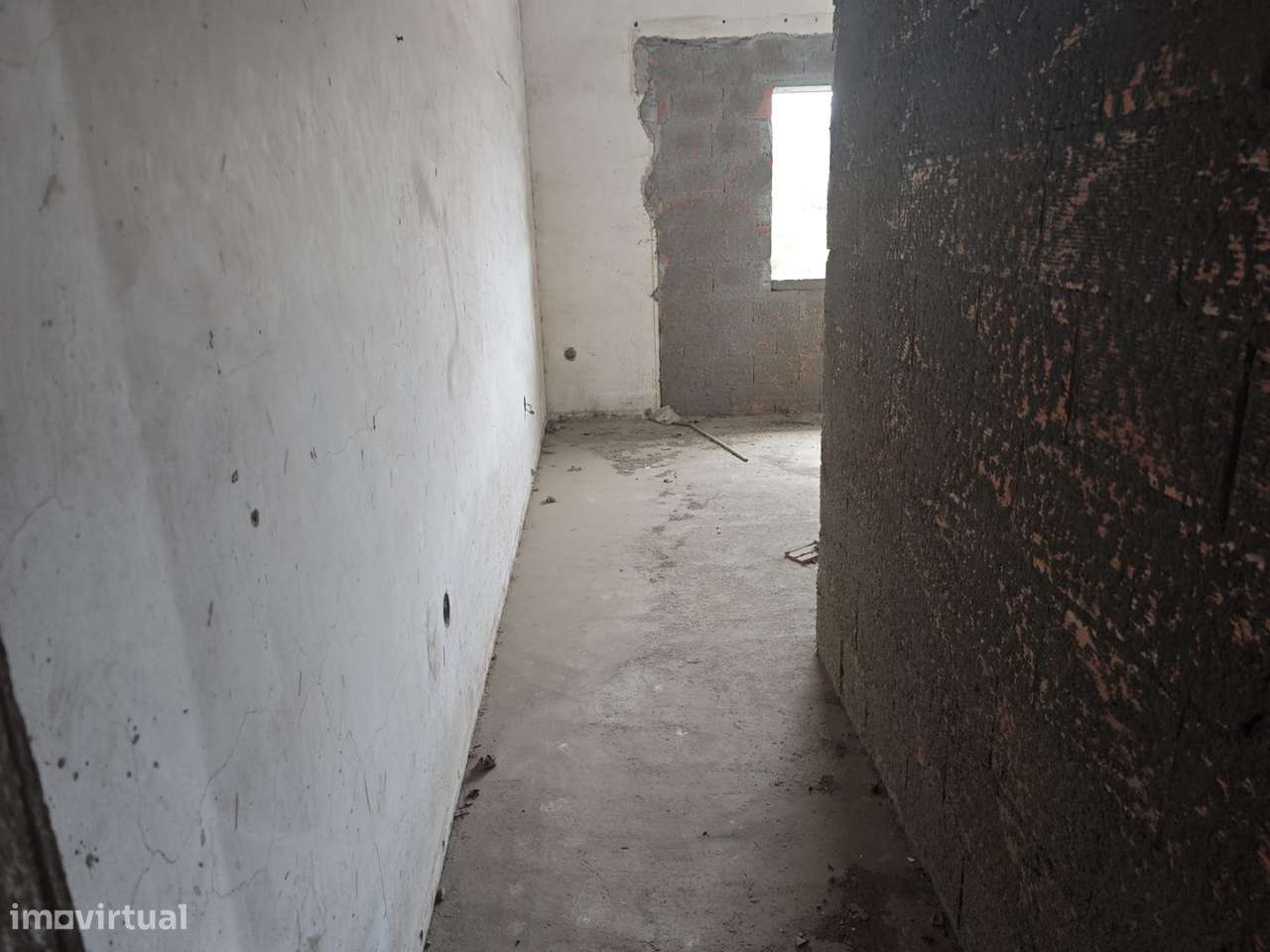 Edifício Inacabado com Enorme Potencial de Rentabilização-21