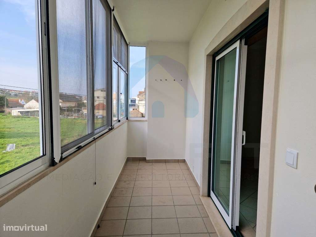 Apartamento T3 com Terraço - Pombal-11