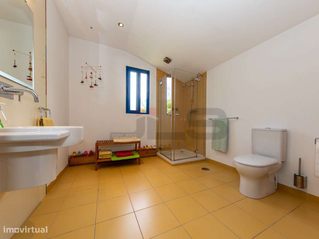 Refúgio Exclusivo com Vista Panorâmica Sobre o Atlântico - Costa Su...-32