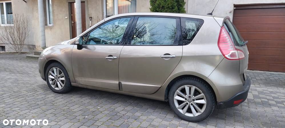 Renault Scenic dCi 160 FAP Dynamique - 3