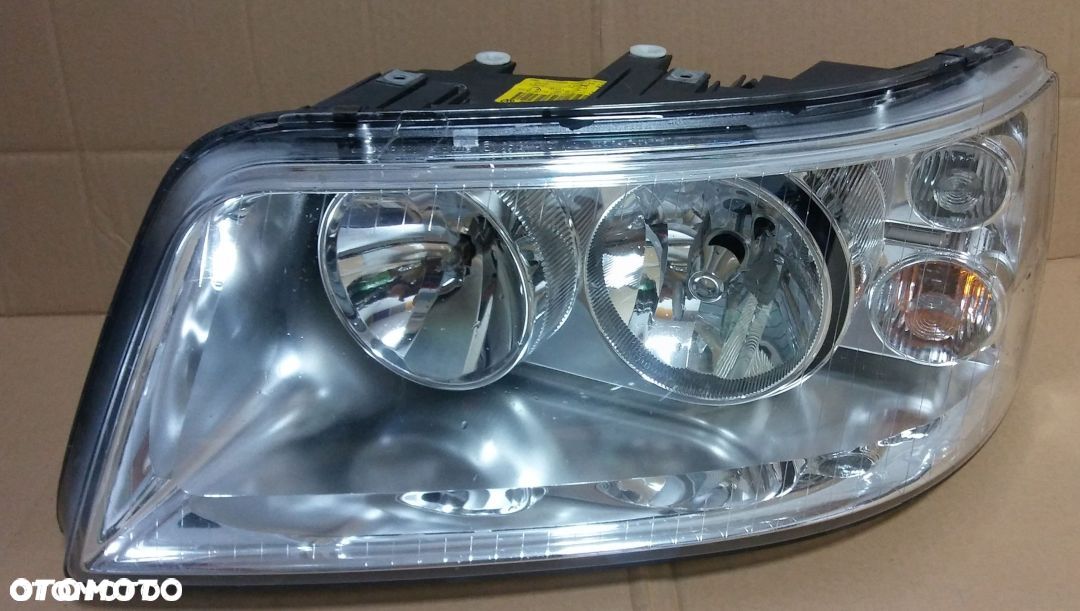 Reflektor lewy Lampa lewa VW T5 Multivan 2003- - 1