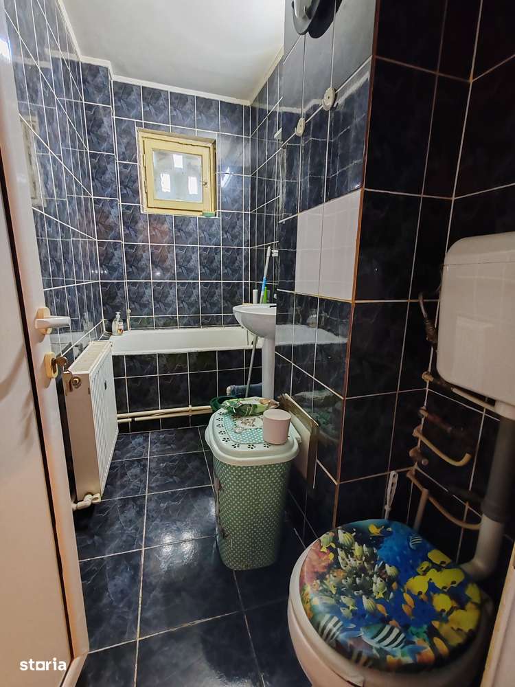 Apartament 2camere Nord/Negru Voda, etaj 1, centrala, balcon inchis-4