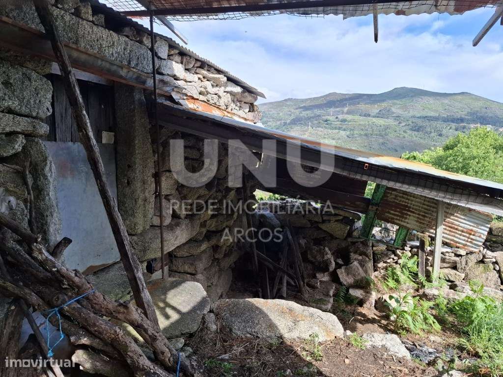 Moradia para recuperar em Carralcova-6