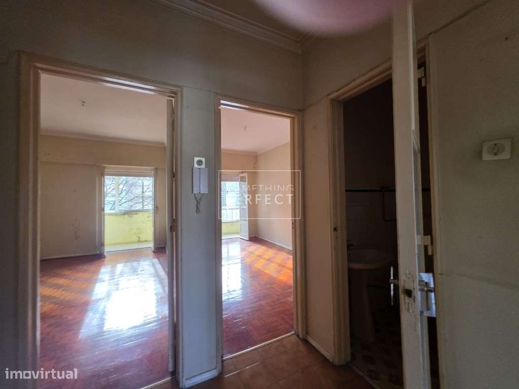 Apartamento T2 para obra total-7