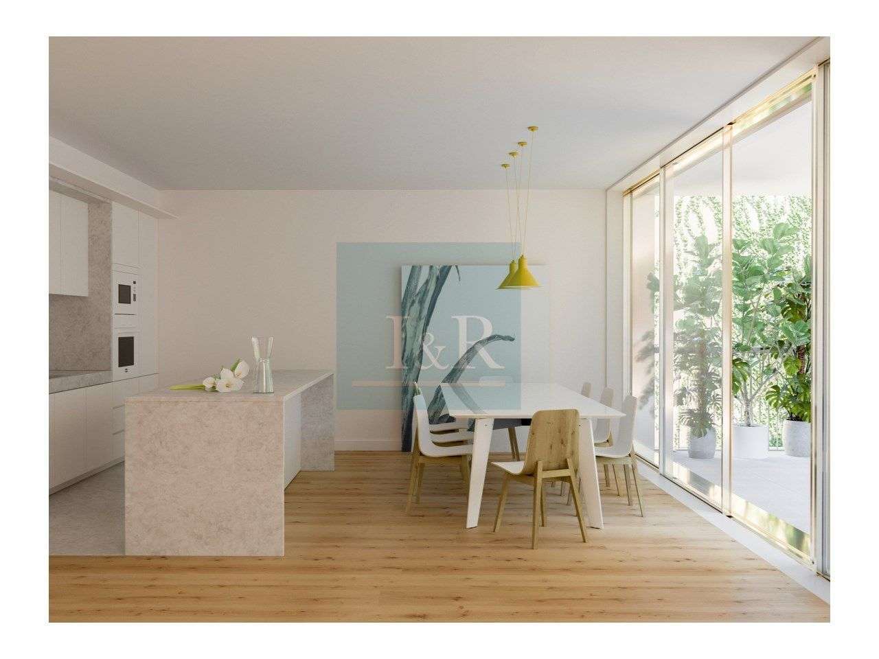 Apartamento T3 de Luxo com Suite e Varandas, na Graça