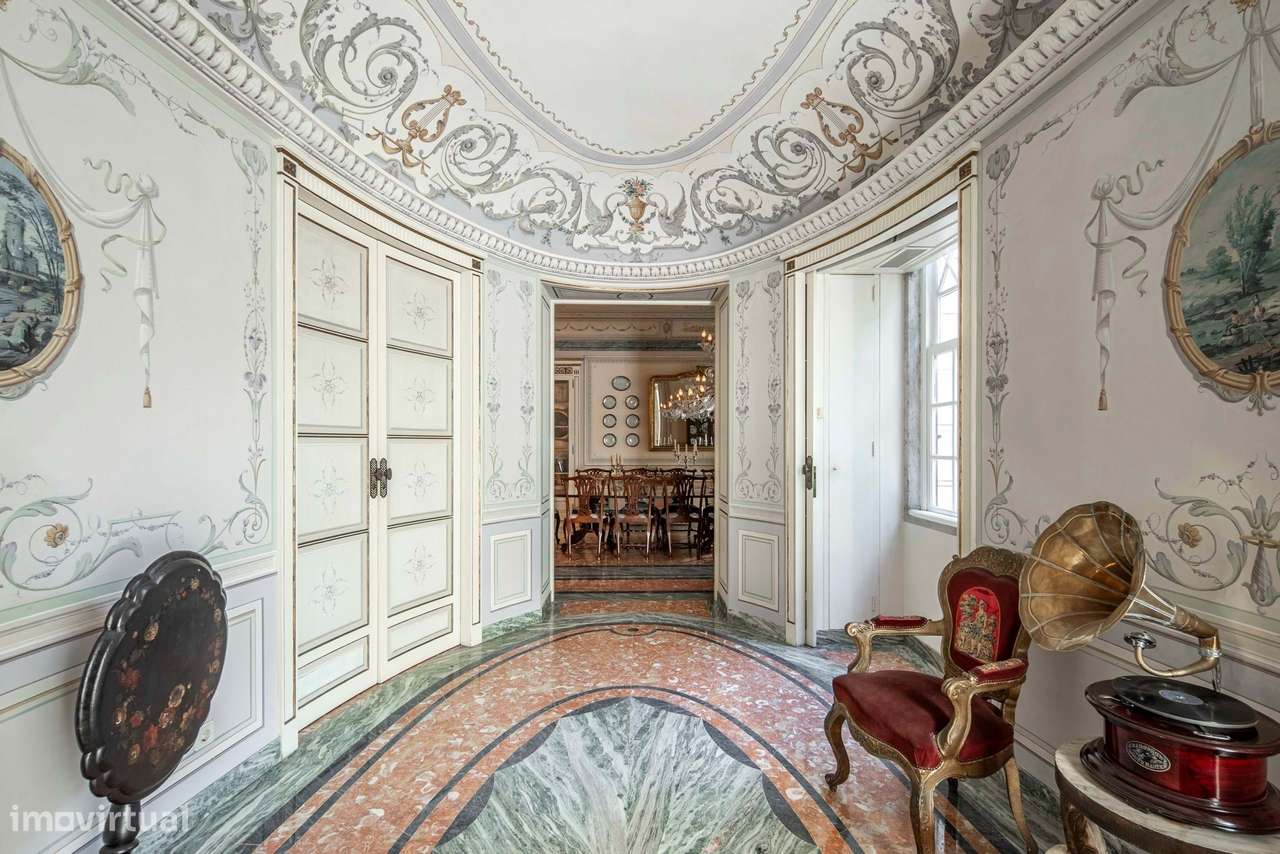 Palacete em excelente estado de conservação, Lisboa-37