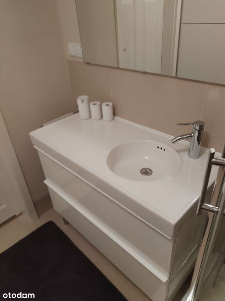 Wyposażone mieszkanie z parkingiem i piwnicą 600 m od plaży, w lesie-7