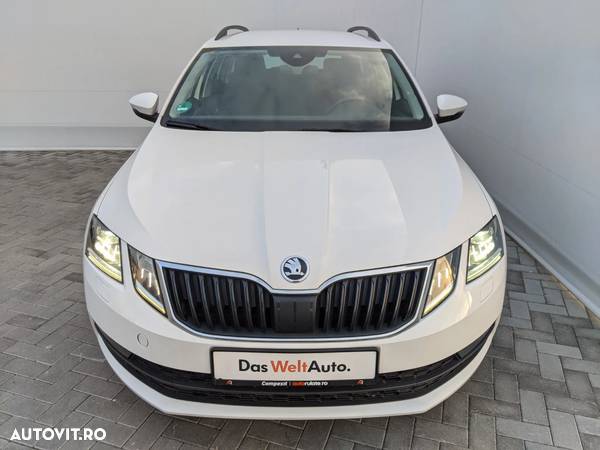 Skoda Octavia Combi 2.0 TDI DSG Ambition - 8