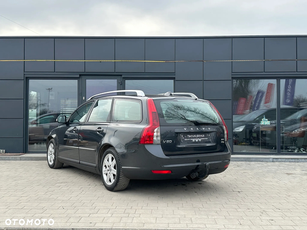 Volvo V50 1.6D DPF DRIVe - 11