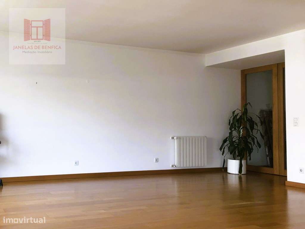 T3 - Alto dos Moinhos, junto estádio da Luz - Grande imagem: 4/14