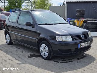 Volkswagen Polo 1.0 Basis