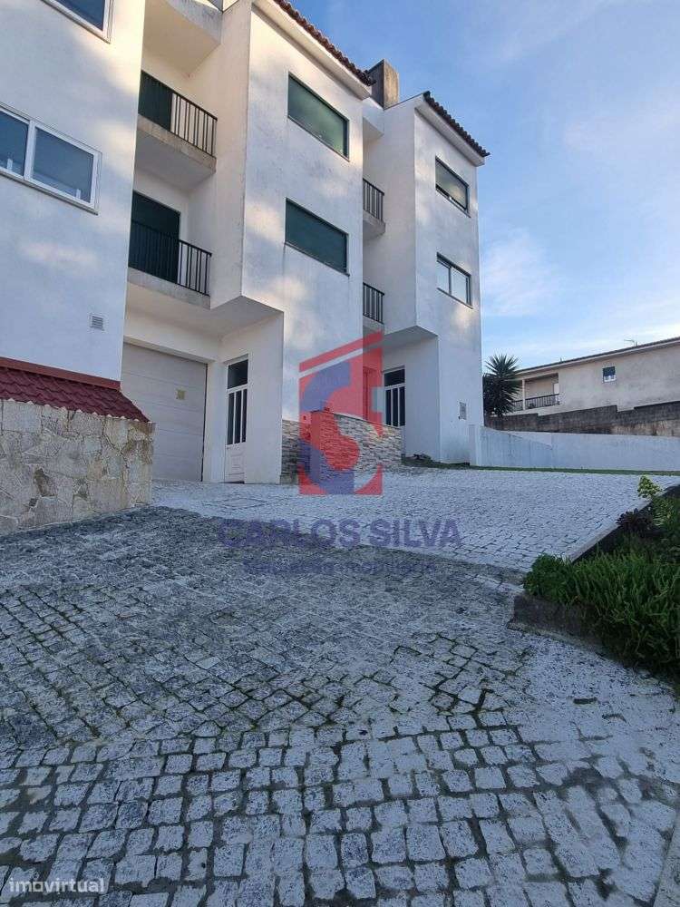 Moradia T3 em Gondifelos - Grande imagem: 2/29