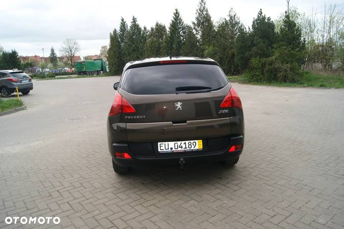 Peugeot 3008 1.6 HDi Premium - 9