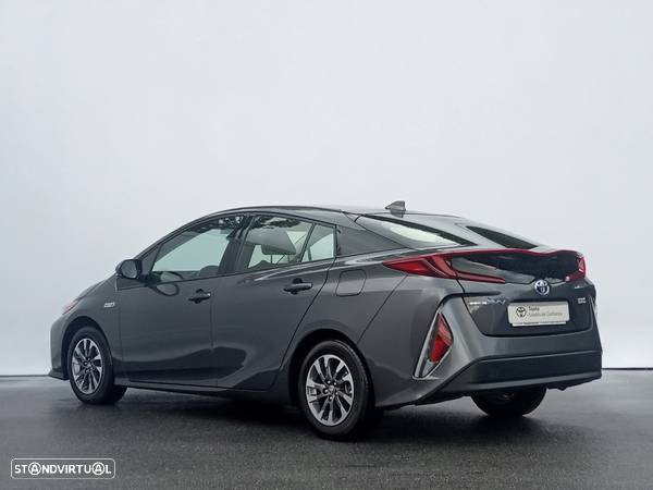 Toyota Prius 1.8 Plug-In Luxury+Pele - 2