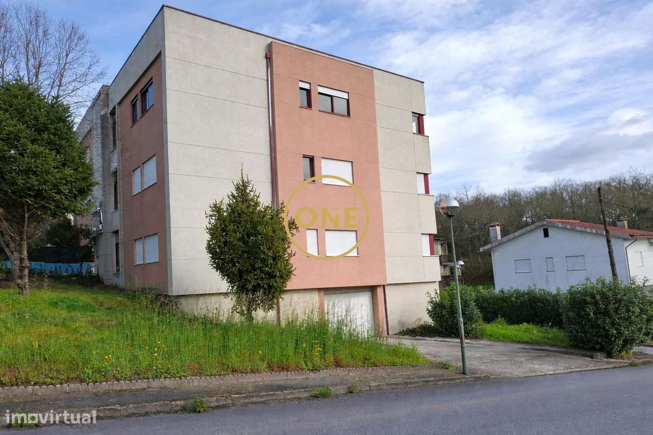 Apartamento T3 com Garagem e Terraço no Alto da Prova, em Paçô - Arcos - Grande imagem: 5/31