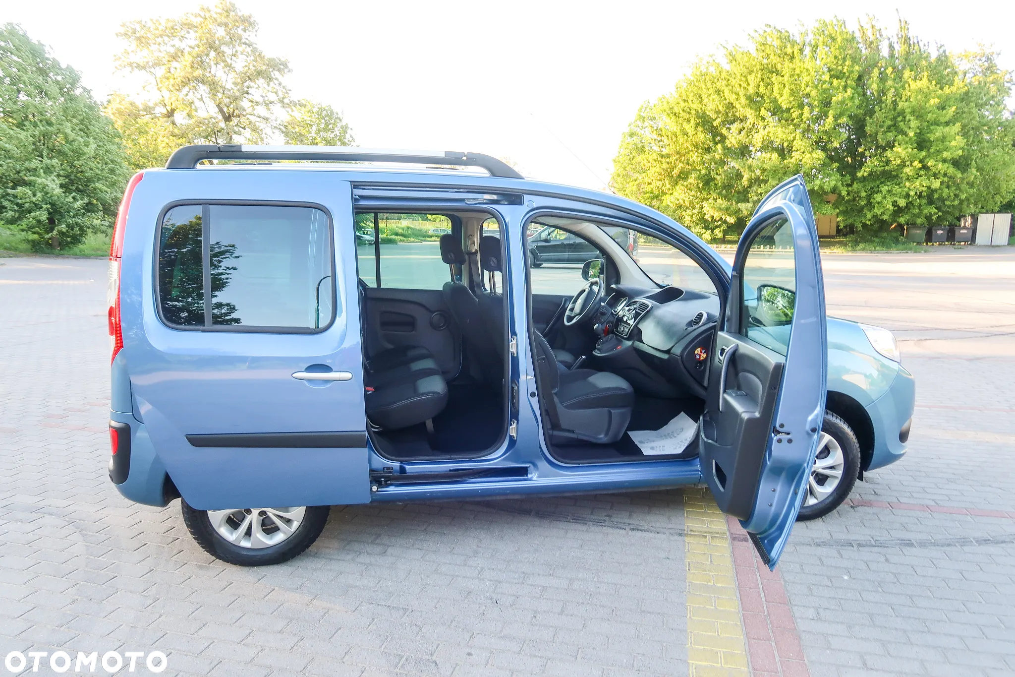 Renault Kangoo BLUE dCi 95 LIMITED - 11