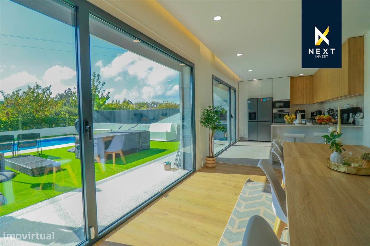 Moradia Geminada T4 com Piscina – Viseu-25