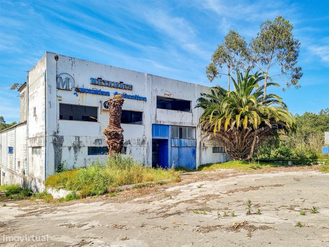 Armazém destinado a Indústria e Armazém – Macieirinha, Leiria - Grande imagem: 2/39