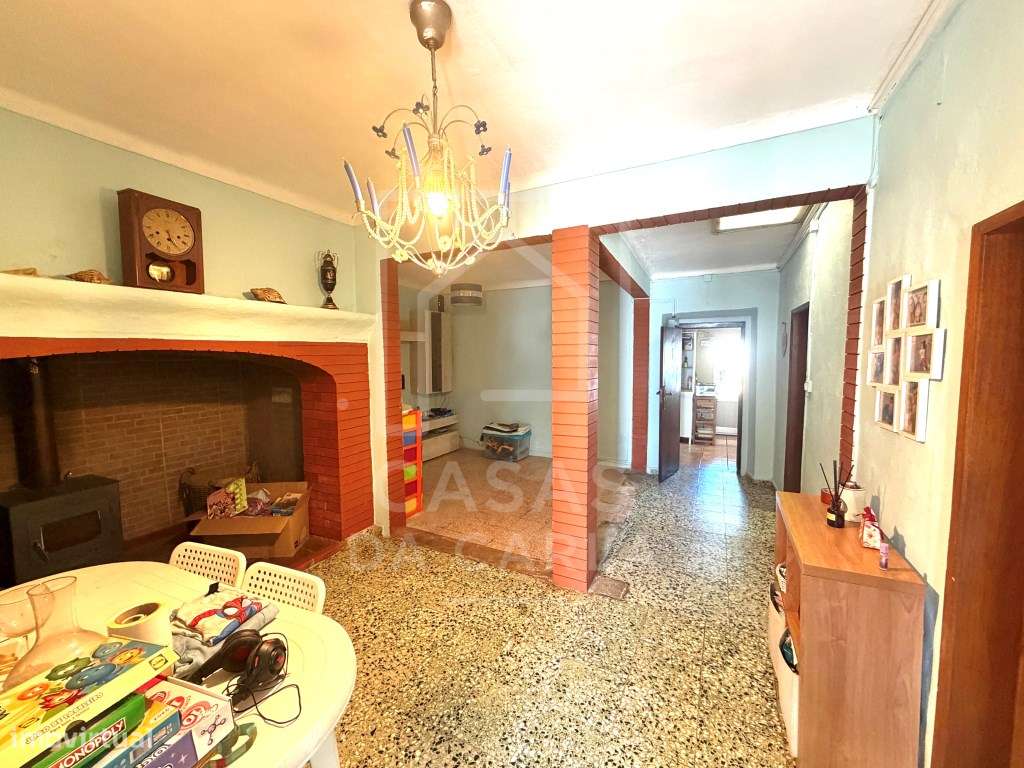 Moradia T4 com quintal e piscina em Vila Ruiva-8